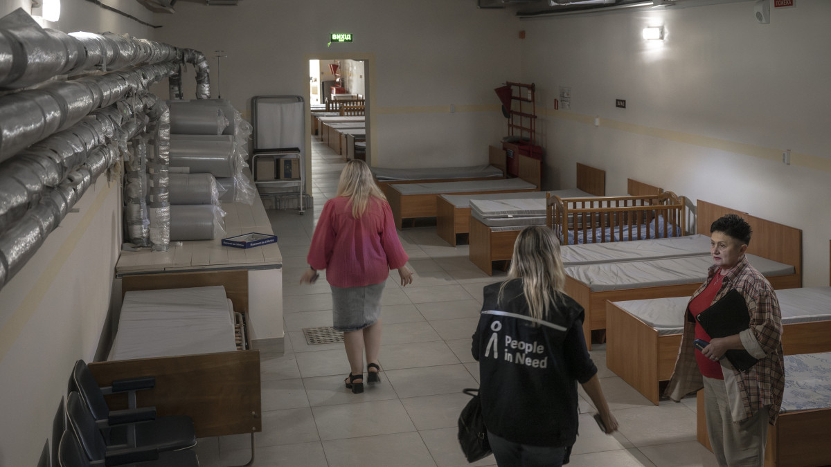 Safety and care in shelters: supporting hospitals in the Sumy Oblast.