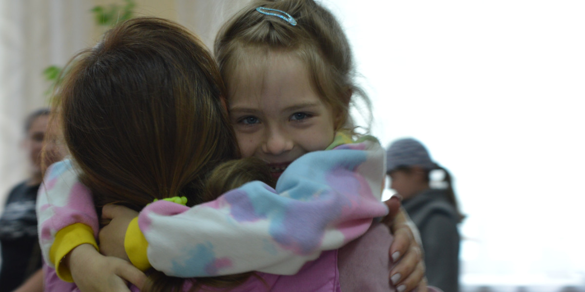Від екстреної допомоги до відновлення: два роки комплексної підтримки в Україні 