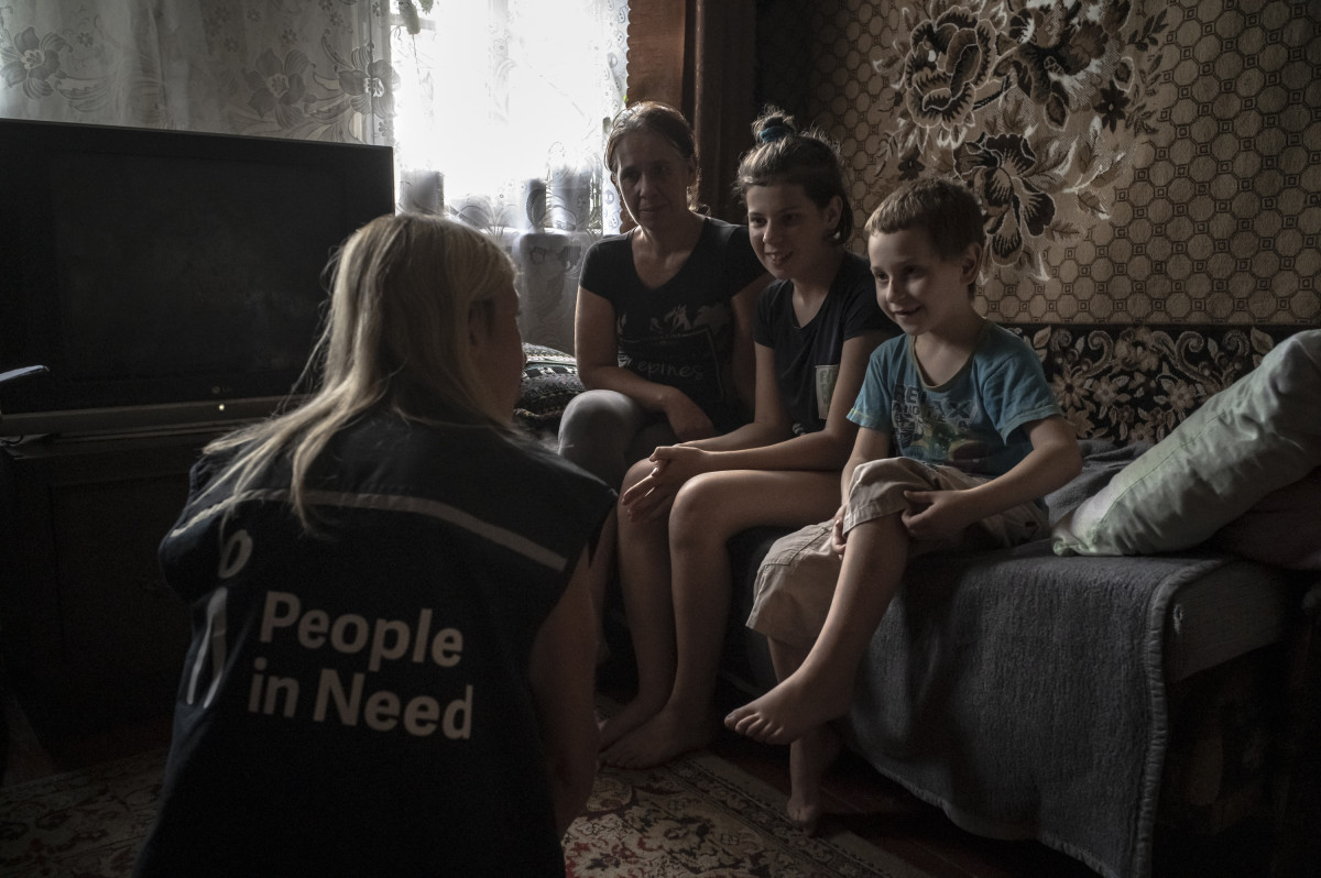 Cash assistance to families from Kharkiv and Donetsk oblasts