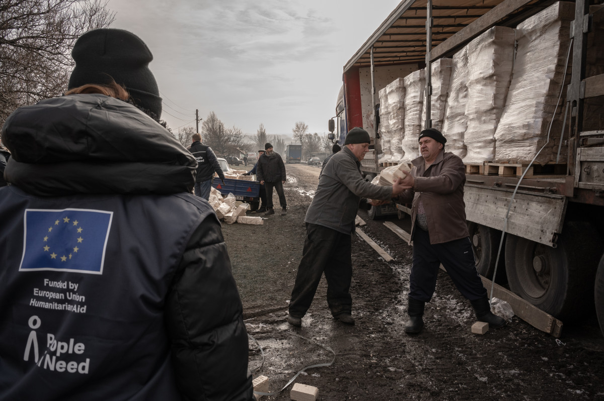 Чеська гуманітарна організація «Людина в біді» допомагає українцям пережити зиму воєнного часу