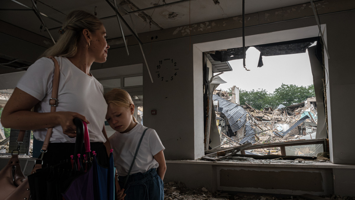 Освіта під обстрілами: як ми допомагаємо українським дітям вчитися під час війни