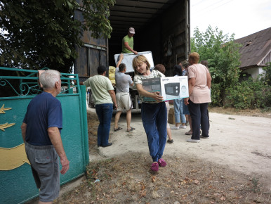 Підставити плече: допомога переселенцям у Вінницькій області