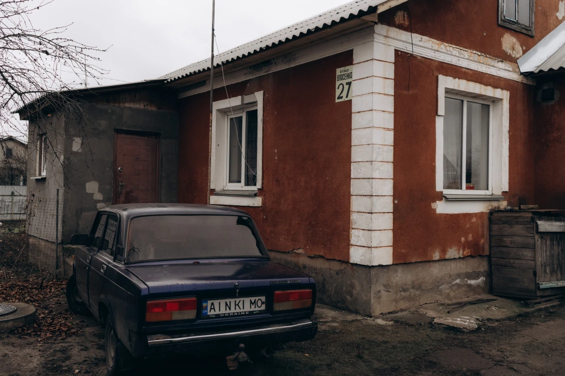 There are also holes in the facade of the house from shelling. When the family returned home after liberation, there was not a single surviving window in their house. We replaced the roof, windows, and doors.  