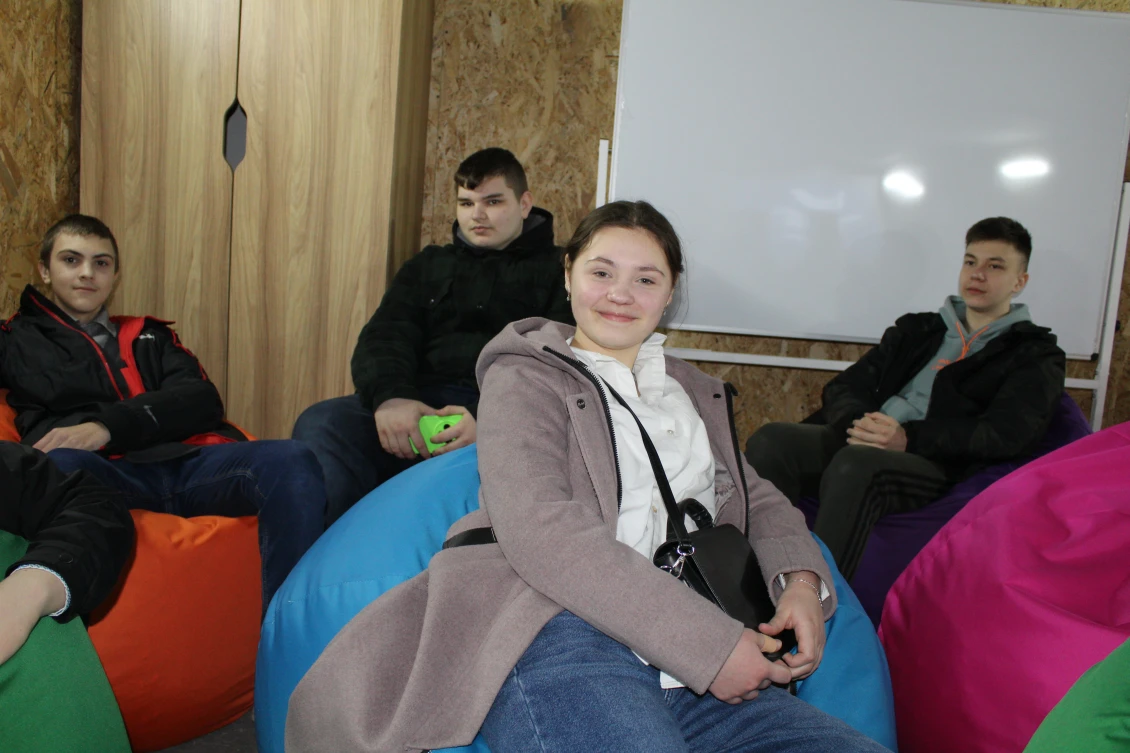 Maryna, a student at Gymnasium No. 121 in Kryvyi Rih