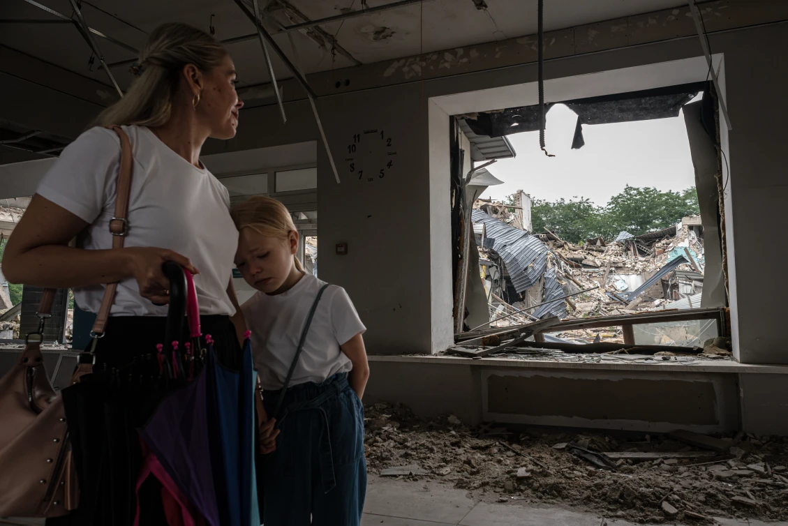 Український заклад освіти після повітряної атаки