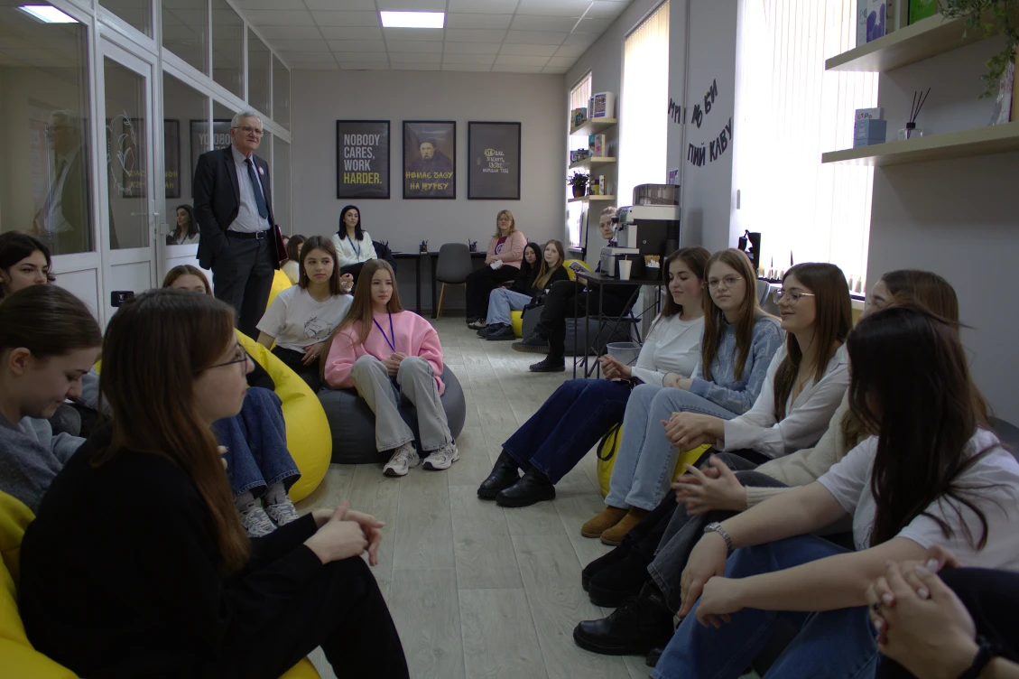 Творчий простір, створений студентами Коломиї - переможцями грантового проєкту