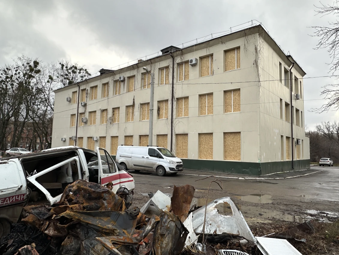 Унаслідок вибуху у корпусі вилетіли всі вікна